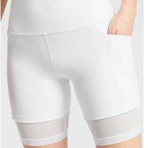 Athleta Mesh Me Up Stash Pocket 8" shorts size M